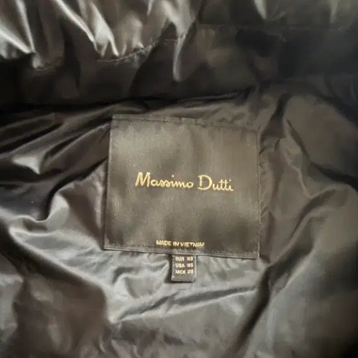 [BUNJANG] Massimo Dutti Black Hooded Lightweight Padded Jumper / 마시모두띠 블랙 후드 패딩 점퍼 경량패딩