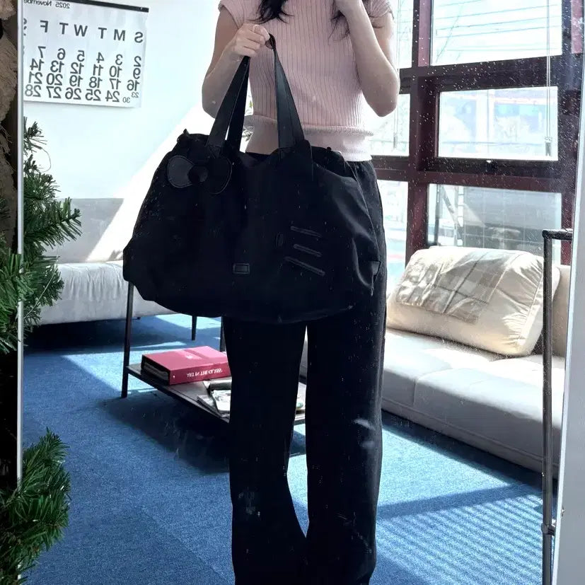 [BUNJANG] Hello Kitty Large Tote Bag Shoulder Crossbody Bag / 헬로키티 빅백 가방 여행용 가방 대학생 가방 숄더백 크로스백