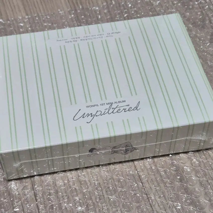 [BUNJANG] DAY6 Wonpil Unfiltered Book Pouch / 데이식스 원필 언필터드 북파우치 미개봉 양도