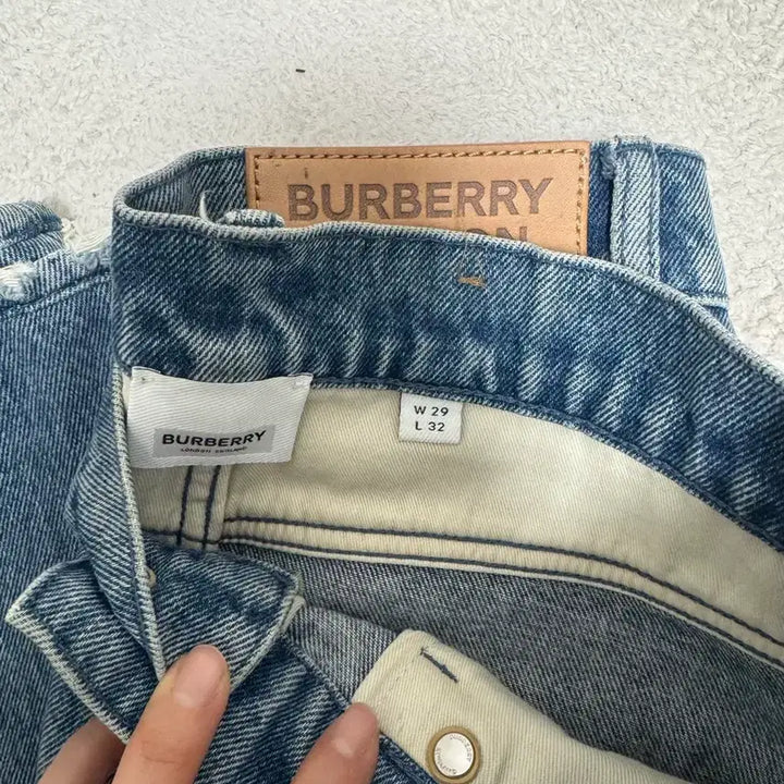 [BUNJANG] Burberry Denim Jeans / 버버리 데님 청바지