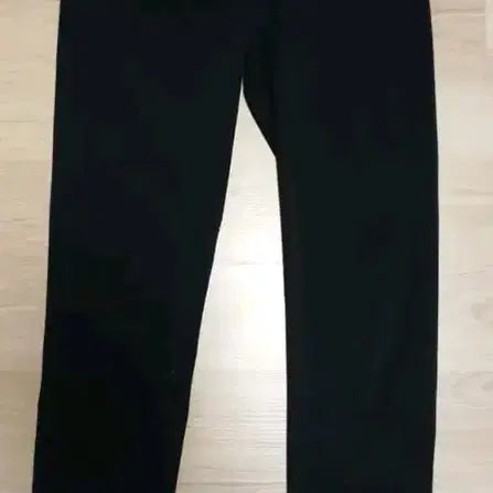 [BUNJANG] Mulawear Black Leggings / 뮬라웨어 레깅스 블랙
