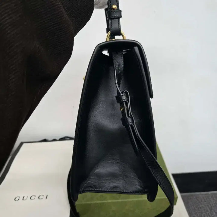 [BUNJANG] Gucci Medium Sylvie Top Handle Bag / [보증서 정품] 구찌 미디엄 탑핸들 실비백