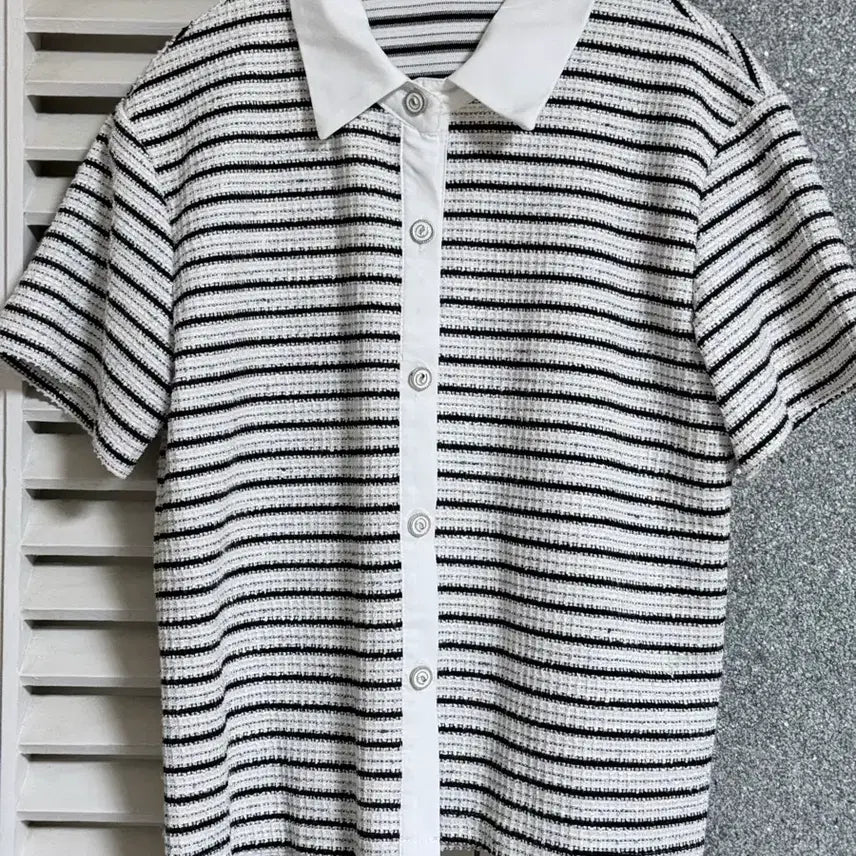 [BUNJANG] Striped Tweed Short-Sleeve Knit Jacket Blouse / 스트라이프 트위드 반팔 니트 자켓&amp;  가디건 블라우스