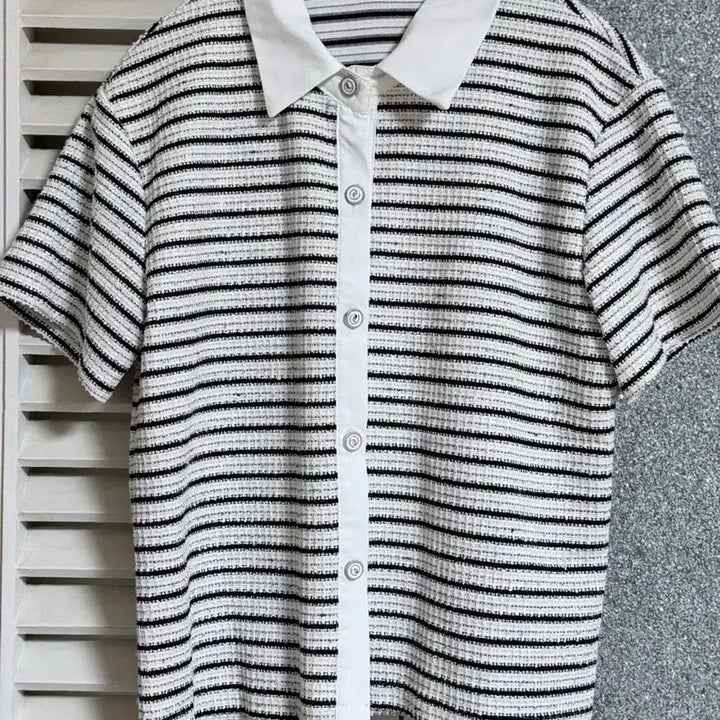 [BUNJANG] Striped Tweed Short-Sleeve Knit Jacket Blouse / 스트라이프 트위드 반팔 니트 자켓&amp;  가디건 블라우스
