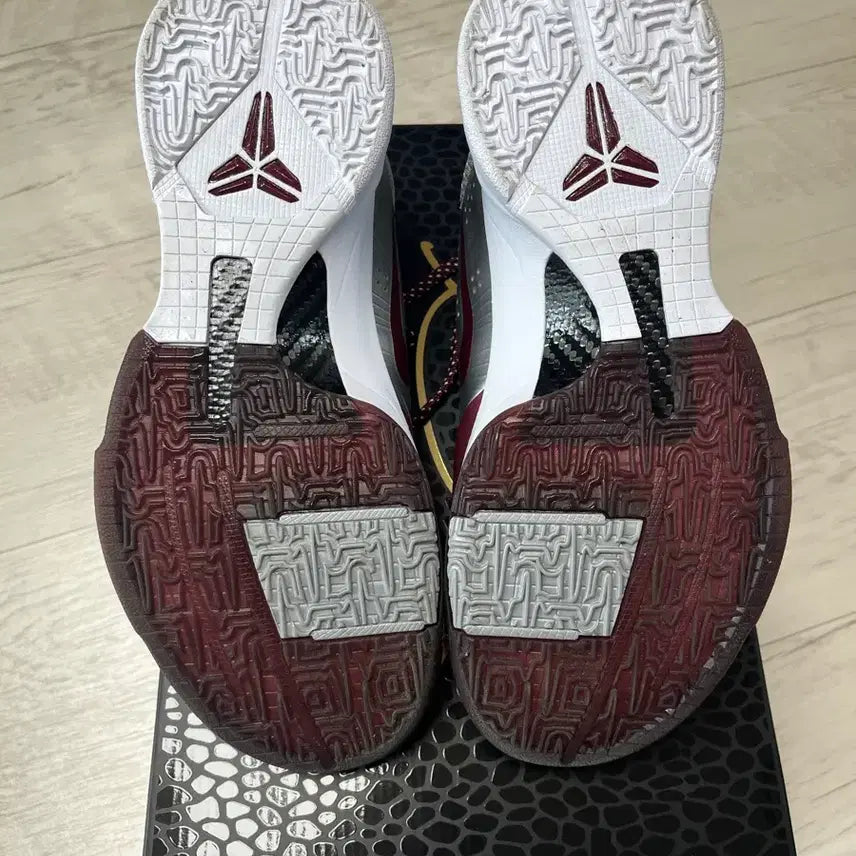 [BUNJANG] Nike Kobe 5 Sneakers / 나이키 코비5