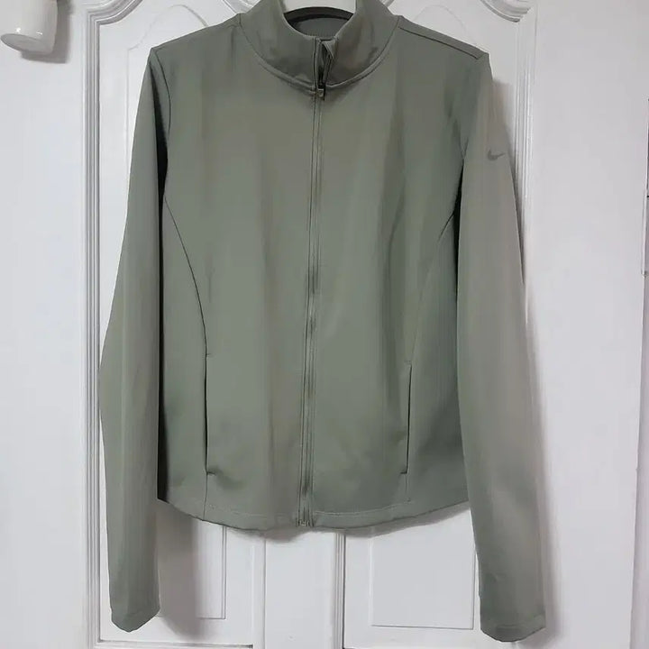 [SOLD OUT] 나이키 져지 트랙탑 여자 트레이닝자켓  필라테스 요가 90 거의새옷