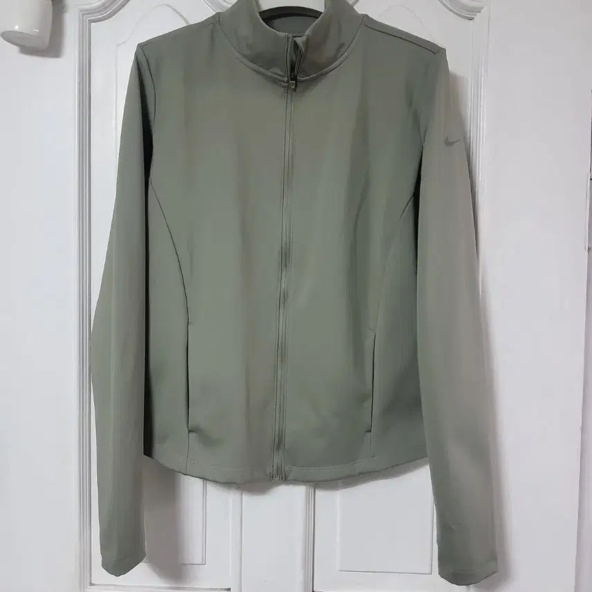 [SOLD OUT] 나이키 져지 트랙탑 여자 트레이닝자켓  필라테스 요가 90 거의새옷