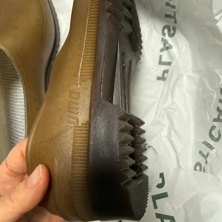 [BUNJANG] Plasticana Shoes / 플라스티카나 1회 착용 (35/36)