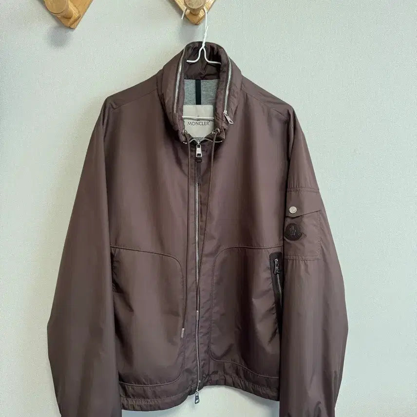 [BUNJANG] Moncler Ischiator Windbreaker Jacket / 4월에 입기좋은 [초희귀매물 몽클레어] 이스키에이터 바람막이 자켓 2