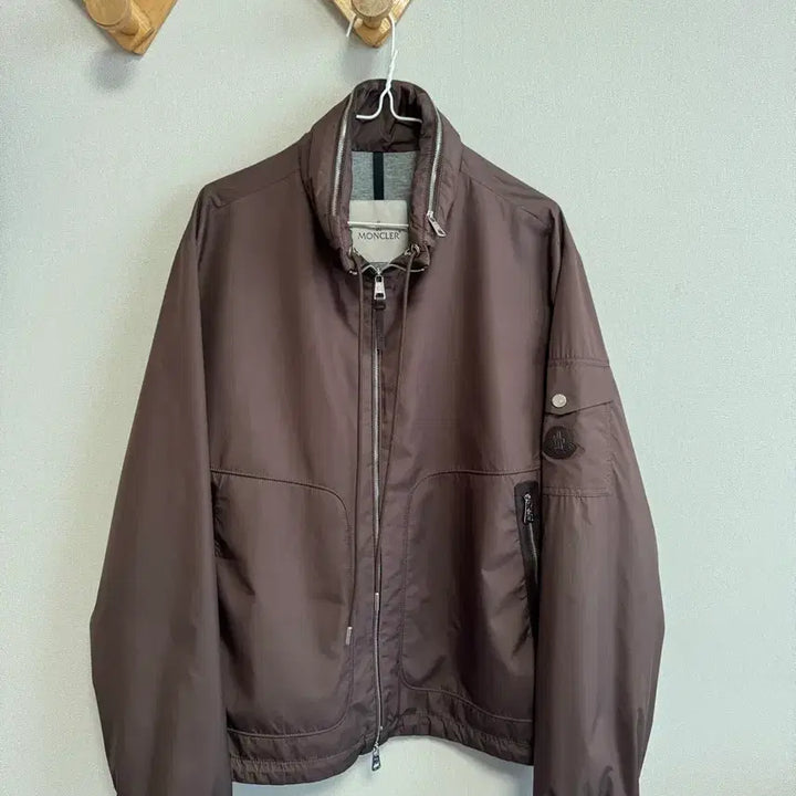 [BUNJANG] Moncler Ischiator Windbreaker Jacket / 4월에 입기좋은 [초희귀매물 몽클레어] 이스키에이터 바람막이 자켓 2