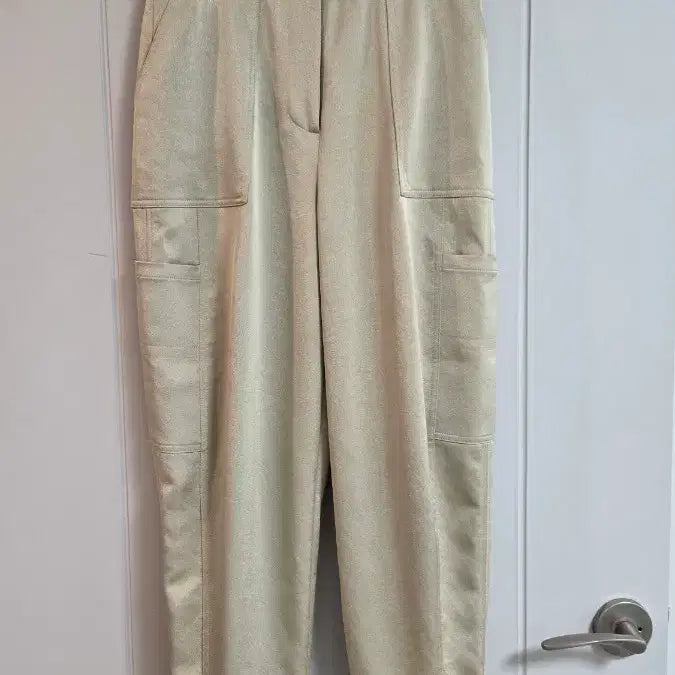 [BUNJANG] OBZEE Satin Light Khaki Top and Bottom Set / OBZEE 오브제 새틴 라이트 카키 상하의 세트