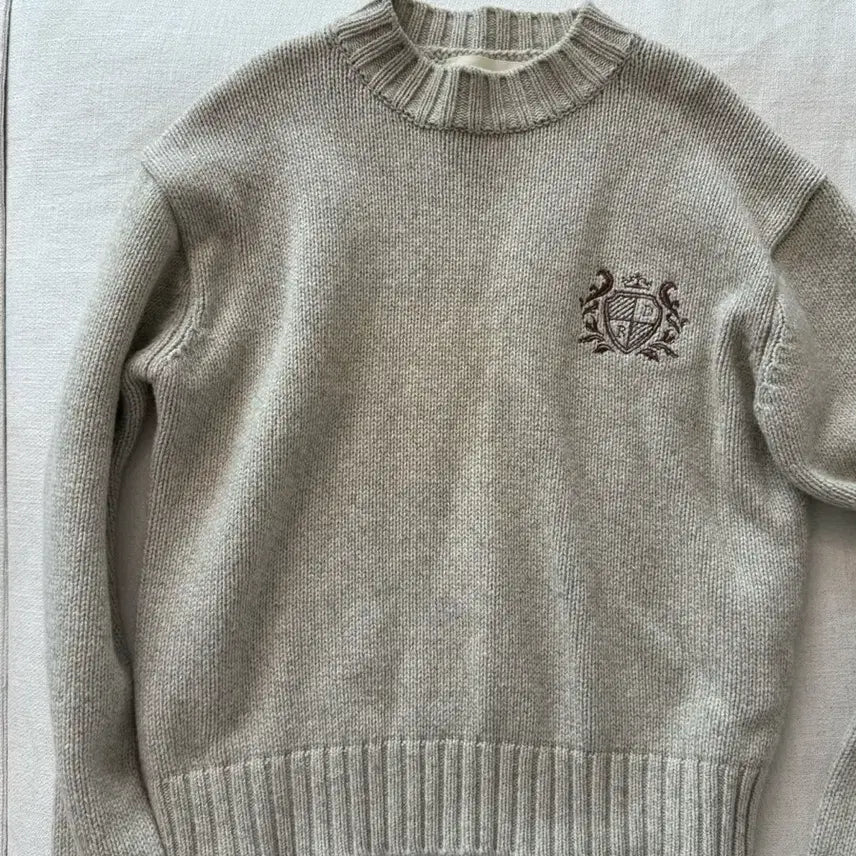 [BUNJANG] Maybe Baby Ivory Knit Sweater / 메이비베이비 아이보리 니트 스웨터