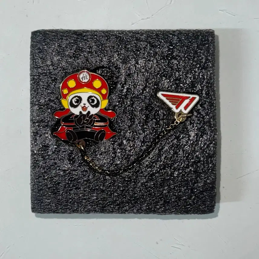[SOLD OUT] 새상품) 하이디라오 티원 T1 뱃지