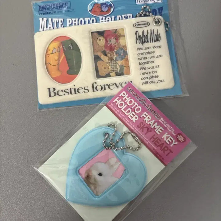 [BUNJANG] DENTS ID Photo Keychain Set / 덴스 증사 키링 2개 세트