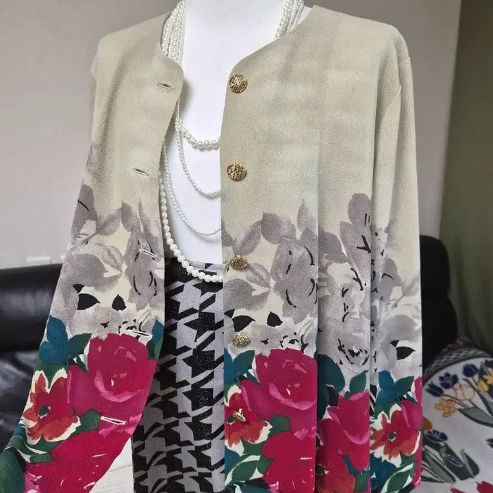 [BUNJANG] Unique Flower Loose Fit Jacket / [특가] 세련 유니크 플라워 루즈핏 자켓