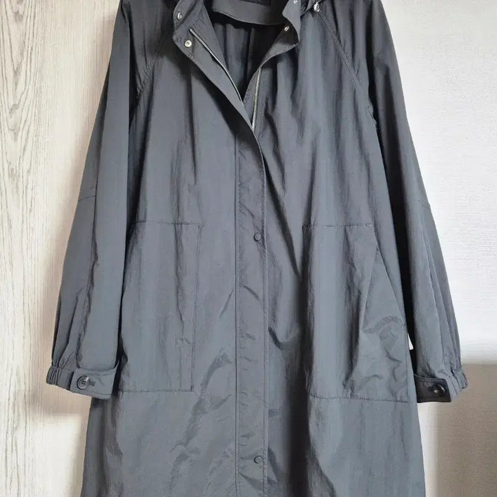 [BUNJANG] SI Defril Hooded Trench Coat / SI 씨 뒤프릴 후드 트렌치 코트