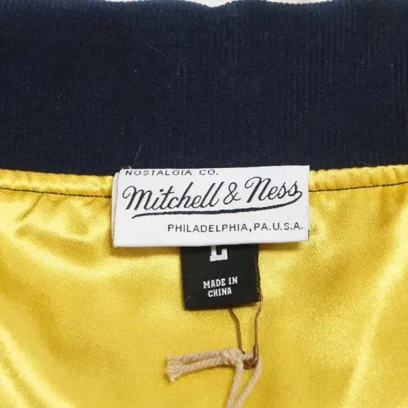 [BUNJANG] Mitchell &amp; Ness Essential Corduroy Coach Jacket / [L] 미첼앤네스 에센셜 레전더리 코듀로이 코치자켓