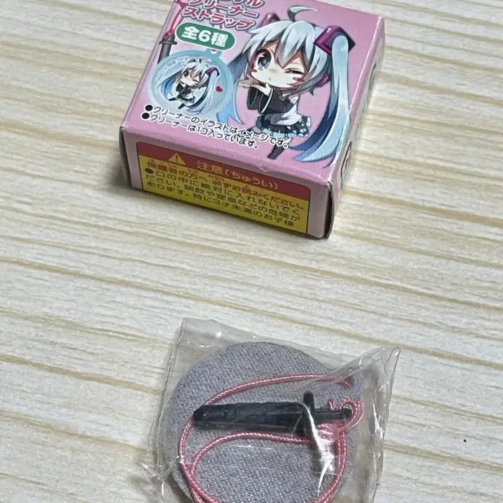 [BUNJANG] Vocaloid Meiko Strap Screen Cleaner / 보컬로이드 메이코 스트랩 액정닦이