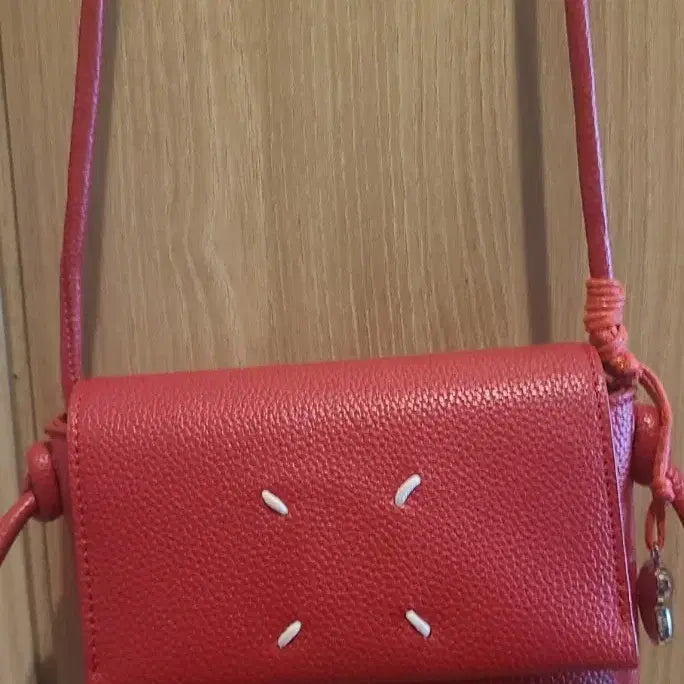 [BUNJANG] Unused Bappul Tteggi Mini Cross Bag (Red, with Keyring) / (미사용 디피상품)예쁜 밥풀떼기 미니크로스백 (레드/키링포함)