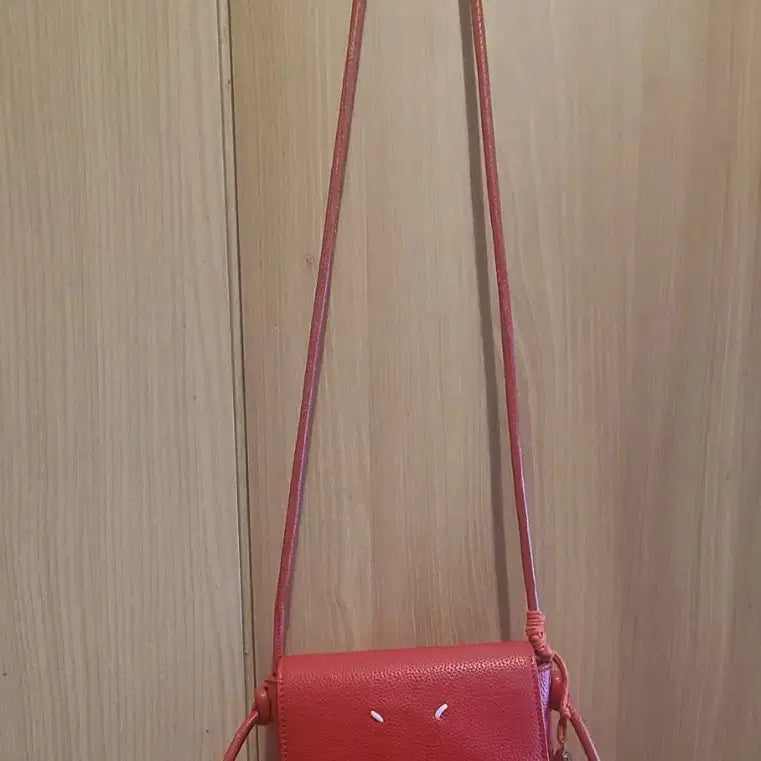 [BUNJANG] Unused Bappul Tteggi Mini Cross Bag (Red, with Keyring) / (미사용 디피상품)예쁜 밥풀떼기 미니크로스백 (레드/키링포함)