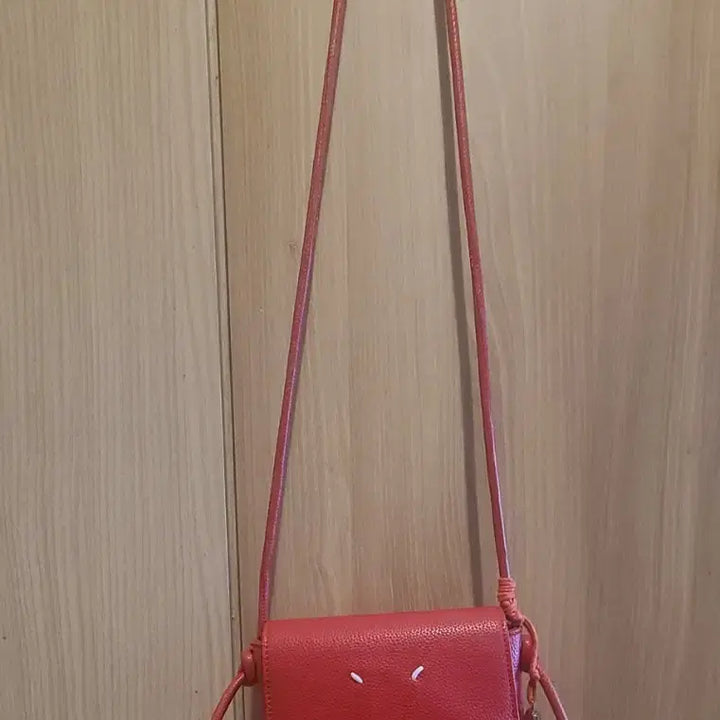 [BUNJANG] Unused Bappul Tteggi Mini Cross Bag (Red, with Keyring) / (미사용 디피상품)예쁜 밥풀떼기 미니크로스백 (레드/키링포함)
