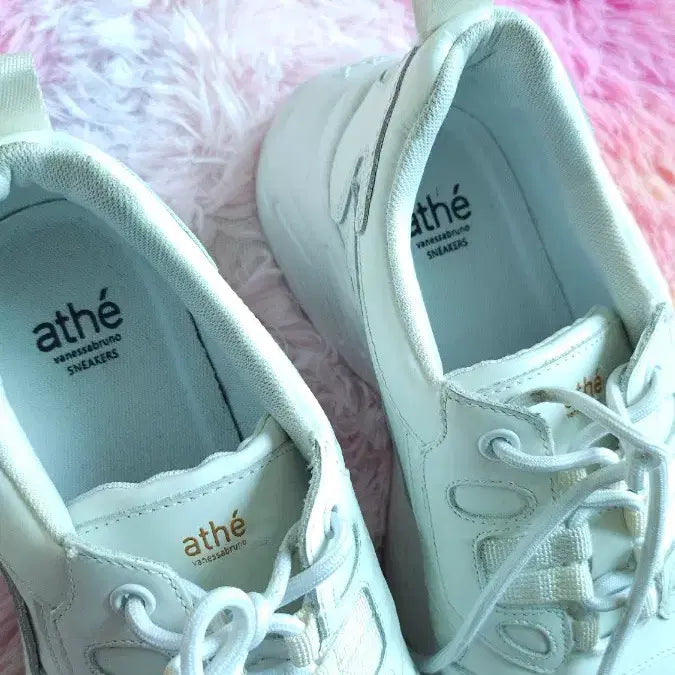 [BUNJANG] Ate Vanessa Bruno Leather Ugly Sneakers (Size 39) / 아떼바네사브루노 천연소가죽 어글리운동화 39