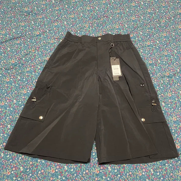 [BUNJANG] Songzio Zzero Multi Pocket Bermuda Shorts (S Size) / 25SS 송지오 지제로 멀티 포켓 버뮤다 쇼츠 S사이즈
