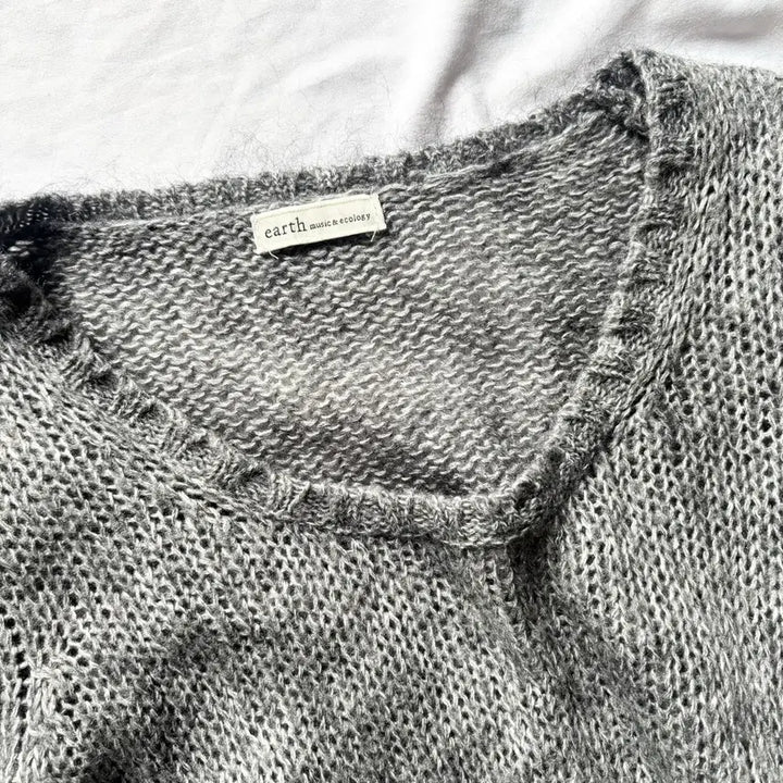 [BUNJANG] Earth Music &amp; Ecology Gray Knit Top / 빈티지 어스뮤직 갸루 모리 공겜여주 니트