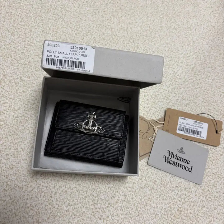 [SOLD OUT] 비비안웨스트우드 블랙 반지갑 풀박스