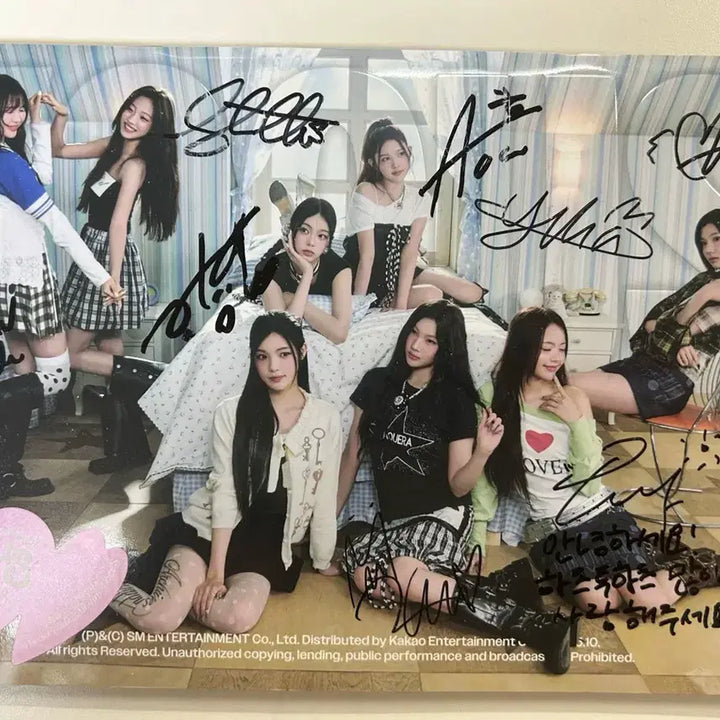 [BUNJANG] Hearts to Hearts Signed Item / 하츠투하츠 친필사인