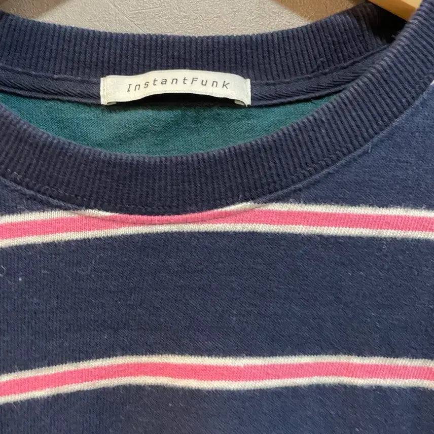 [BUNJANG] InstantFunk Stripe Long Sleeve Navy T-shirt / 전진착용/ 인스턴트펑크 스트라이프 롱슬리브 네이비 티셔츠