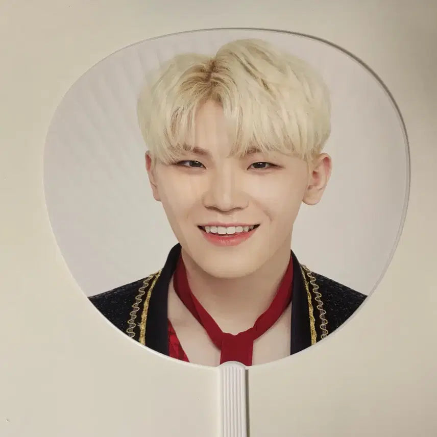 [SOLD OUT] 세븐틴 우지 우치와 부채 일본콘서트 굿즈