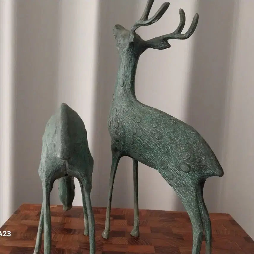 [BUNJANG] Bronze Deer Sculpture Ornament (Set of 2) / 사슴 청동 조각상 장식품 2마리