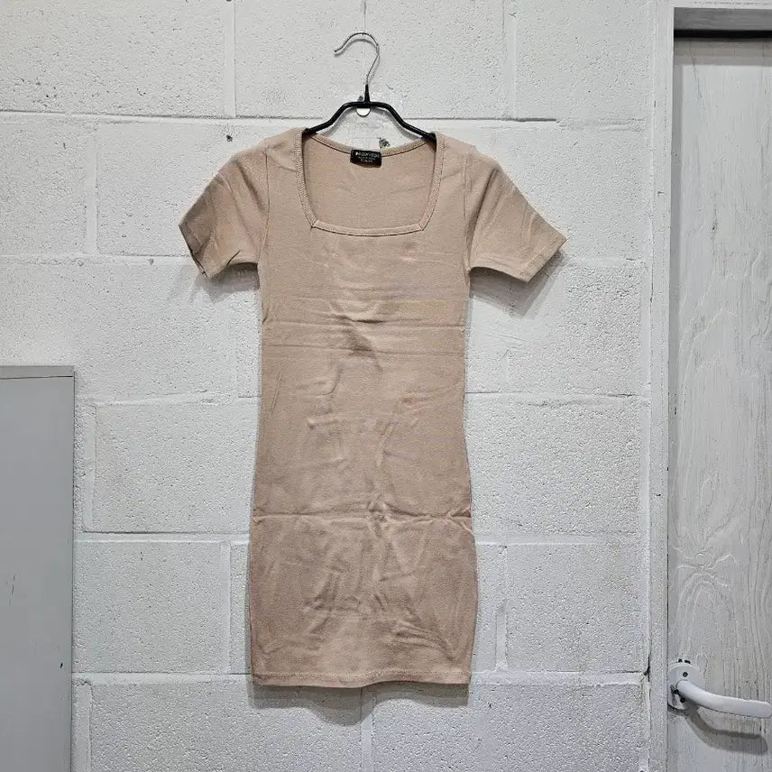 [BUNJANG] Square Neck Slim Short Sleeve Dress - Beige / 스퀘어넥 슬림 반팔 원피스- 베이지