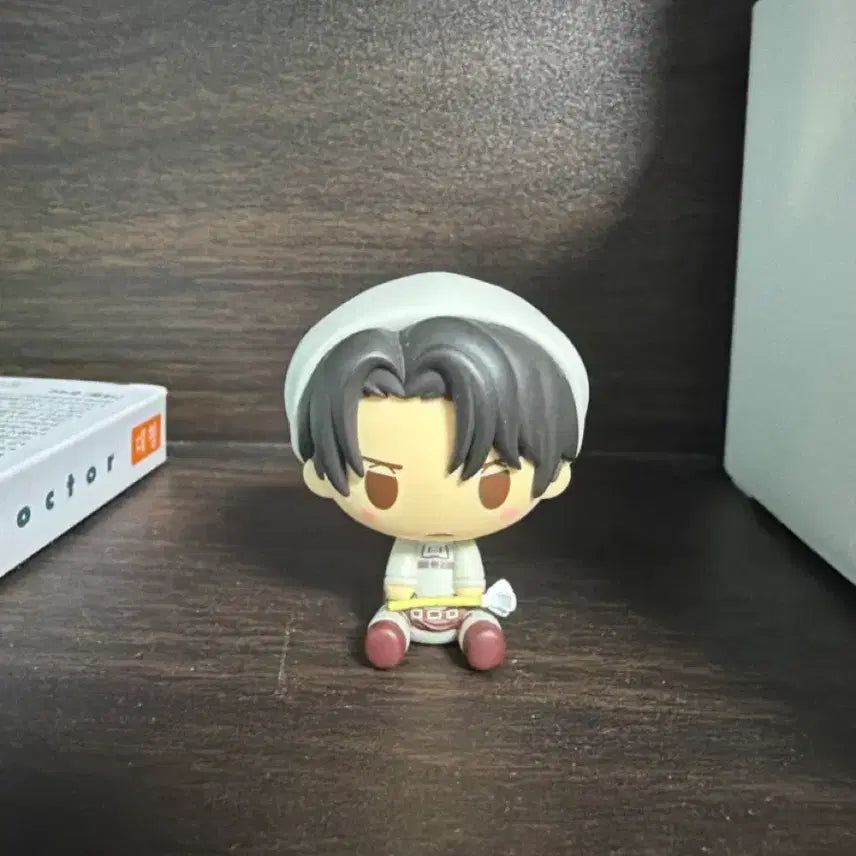 [BUNJANG] Attack on Titan Levi Secret Chocono-co I Figure / 진격의거인 리바이 시크릿 초코노코 i상