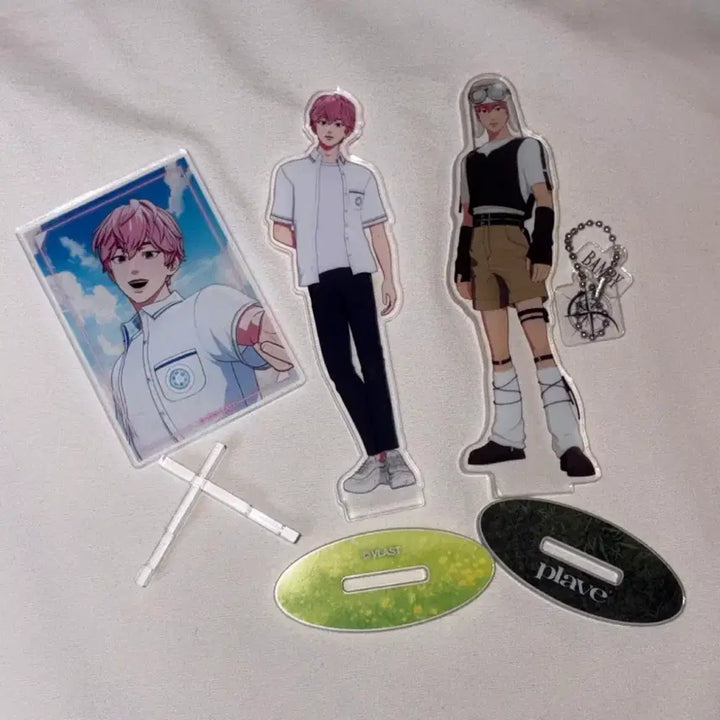 [BUNJANG] PLAVE Bambi Yeyooreum W4L Acrylic Stand / 플레이브 밤비 육여름 W4L 아크릴스탠드