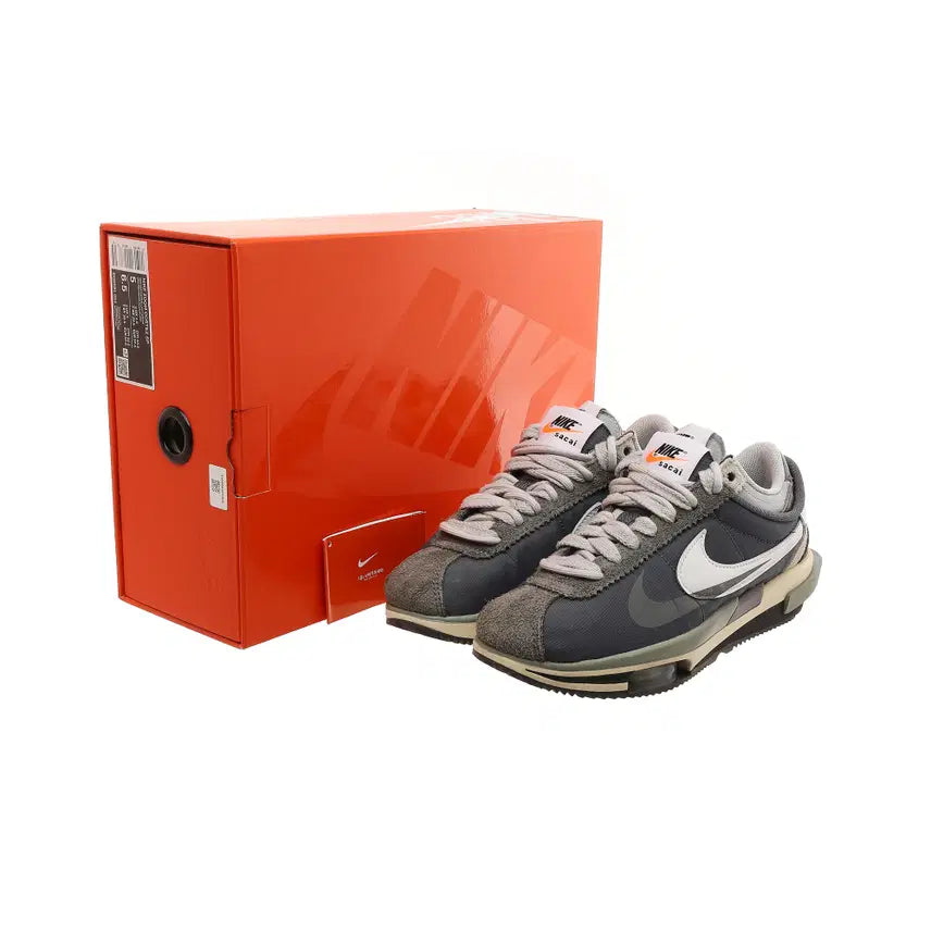[BUNJANG] Nike x Sacai Zoom Cortez SP Iron Grey Sneakers / [235] 나이키 x 사카이 줌 코르테즈 SP 아이언 그레이