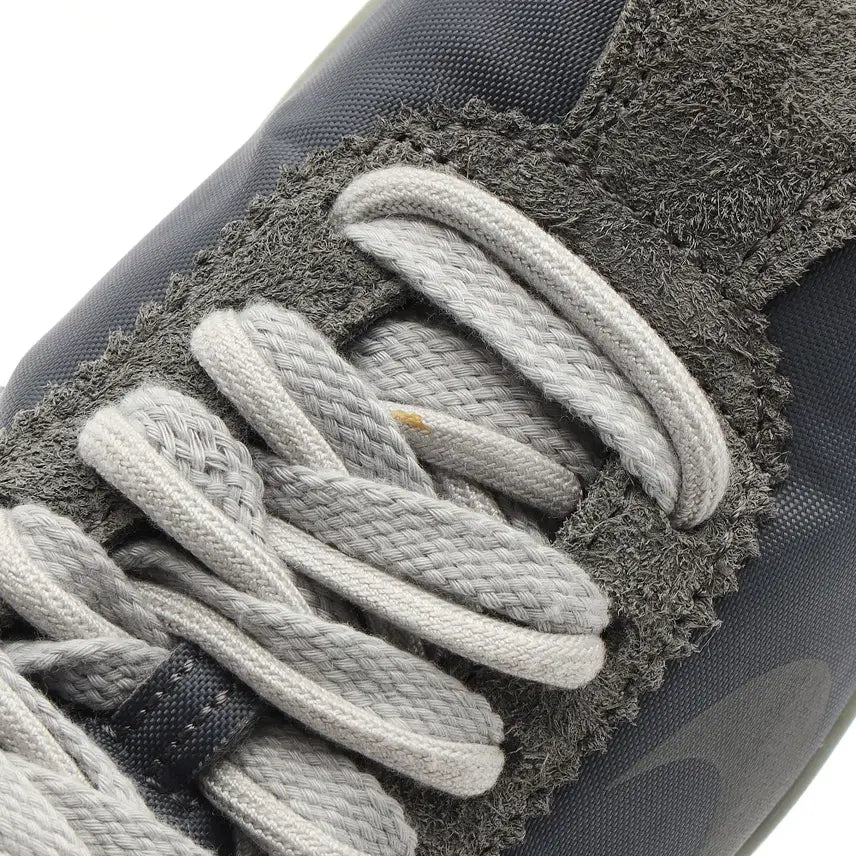 [BUNJANG] Nike x Sacai Zoom Cortez SP Iron Grey Sneakers / [235] 나이키 x 사카이 줌 코르테즈 SP 아이언 그레이