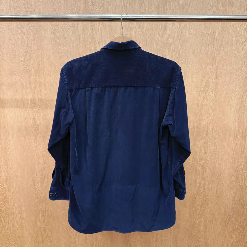 [BUNJANG] Yves Saint Laurent Classic Logo Embroidered Navy Button-Up Shirt / 입생로랑 셔츠 롤업 슬리브 클래식 버튼업 로고 자수 디테일 네이비