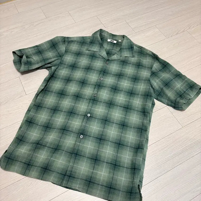 [BUNJANG] Uniqlo U Green Check Open Collar Shirt / 유니클로U 그린 체크 오픈 카라 셔츠 M(103-105)
