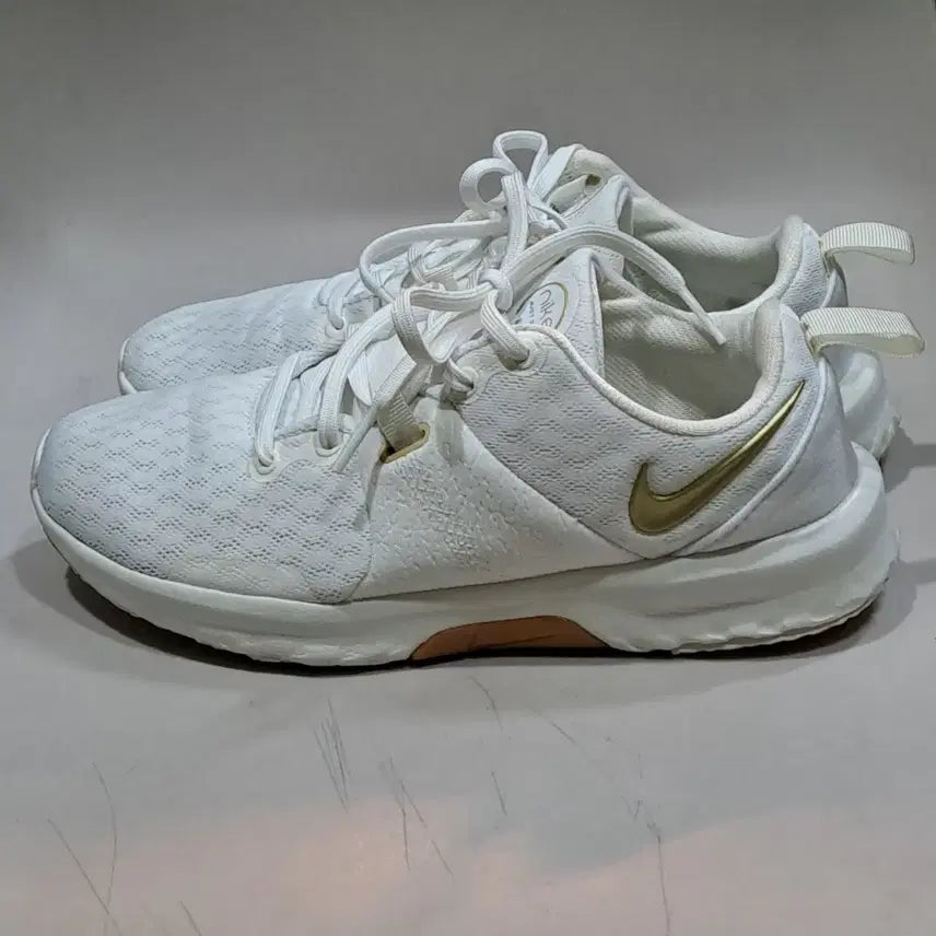[BUNJANG] Nike ReactX Infinity Run 4 230mm Sneakers / 나이키 리액트X 인피니티 런 4 230mm