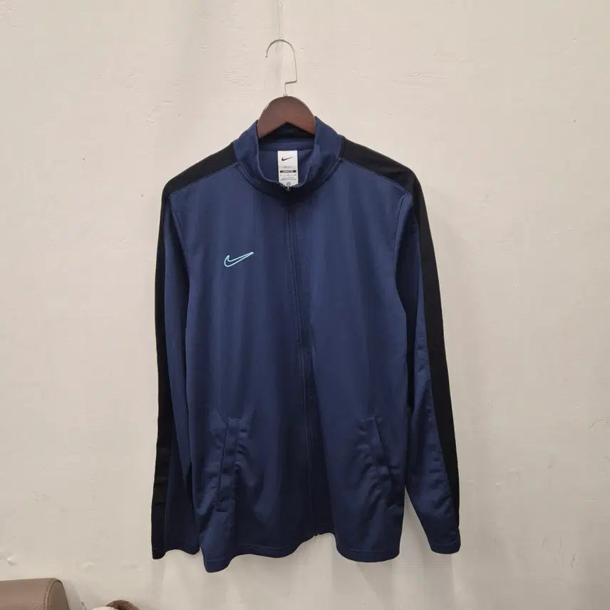 [BUNJANG] Nike Dri-FIT Slim Fit Training Jacket XL / 나이키 드라이핏 슬림핏 트레이닝 자켓 XL