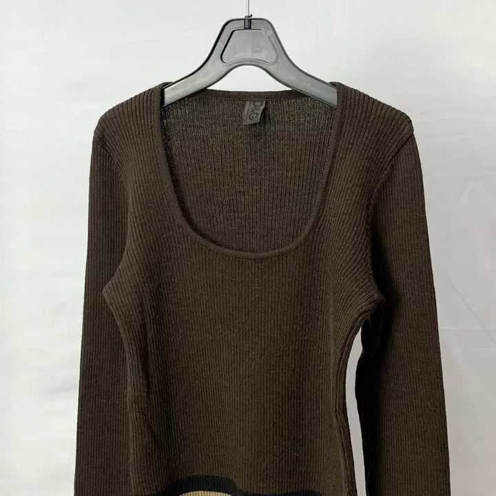 [BUNJANG] Dolce &amp; Gabbana Ribbed Knit Top / 돌체앤가바나 리브드 니트 탑