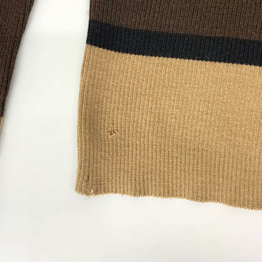 [BUNJANG] Dolce &amp; Gabbana Ribbed Knit Top / 돌체앤가바나 리브드 니트 탑