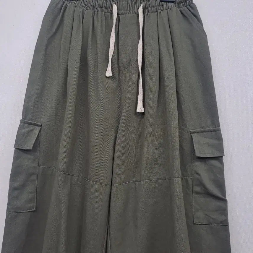[BUNJANG] Khaki Wide Pants (Size 32) / 카키 와이드팬츠32