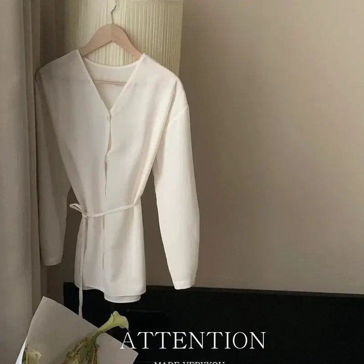 [BUNJANG] Veryyou Att Strappy V-Neck Blouse / 베리유, 스트랩블라우스, 도매택, 디자이너브랜드블라우스, 브이넥블라우스,