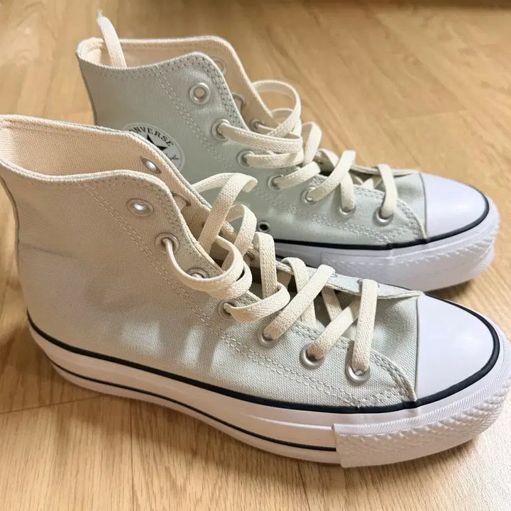 [BUNJANG] Converse Chuck Taylor All Star High Top Mint Green Sneakers / 새상품 컨버스 척 230 하이 연한민트색?