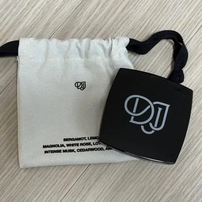 [SOLD OUT] 엔시티 도재정 굿즈 손거울