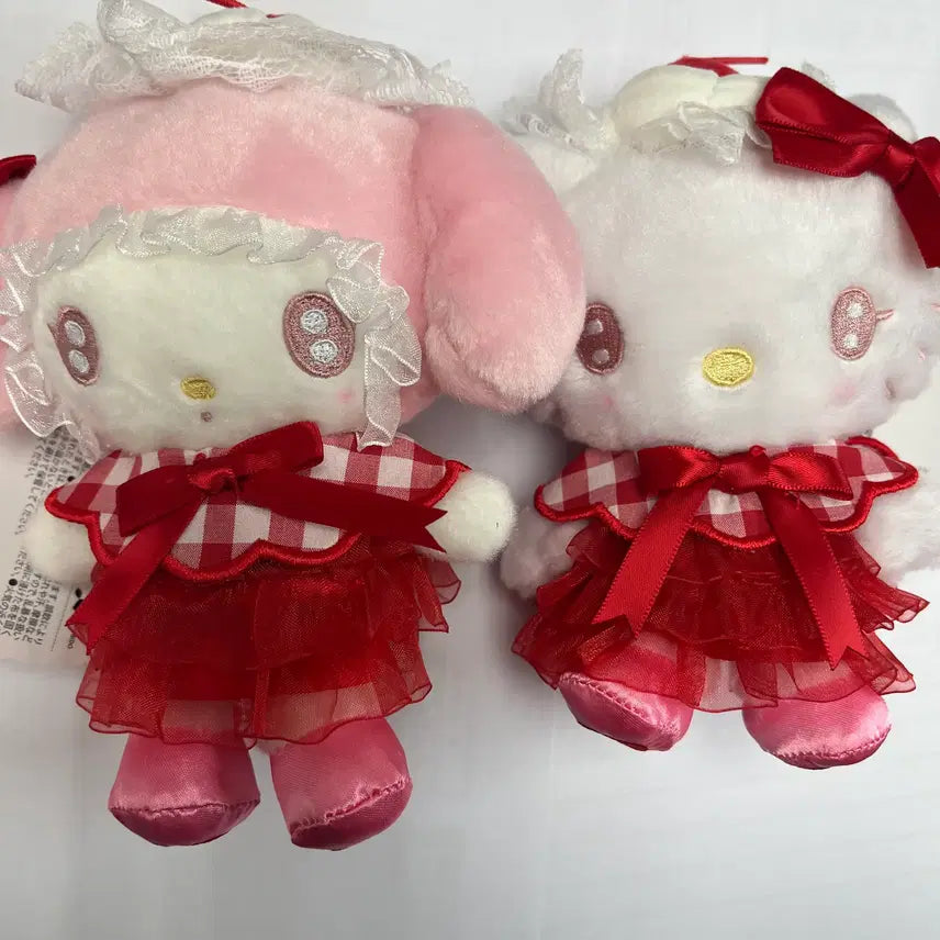 [BUNJANG] Sanrio Cherry Whipping Kitty &amp; My Melody Keyring (Authentic Japanese) / 일본정품 산리오 체리휘핑 키티  마이멜로디 키링 판매해요(새상품, 텍O)