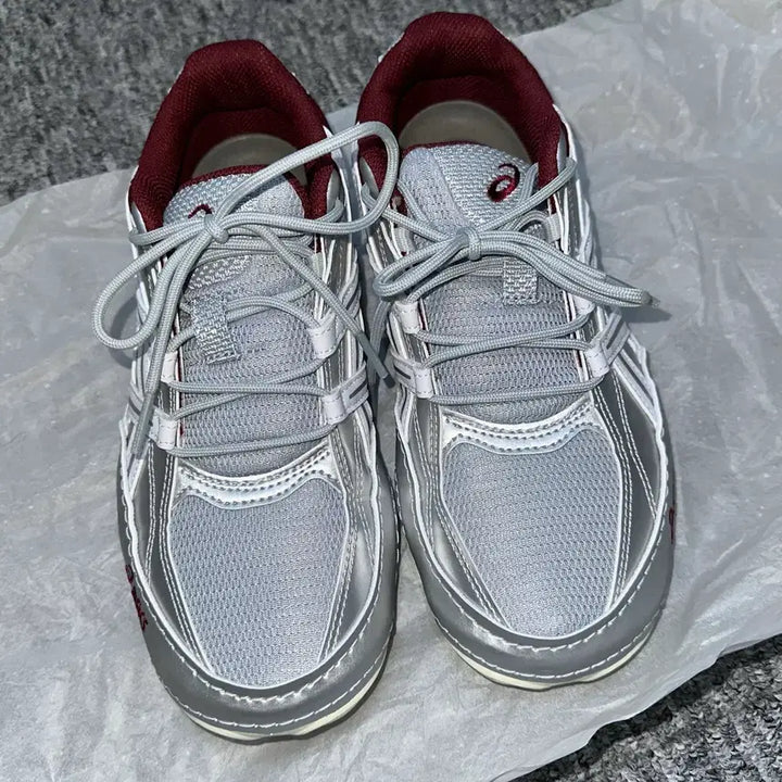 [BUNJANG] ASICS HyperSync Piedmont Grey Pure Silver 235 / 아식스 하이퍼싱크 피드몬트 그레이 퓨어 실버 235